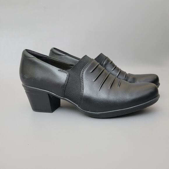 Clarks Collection Emslie Chara Heeled Loafer Womens 8 M Black Leather Slip On - Picture 3 of 10